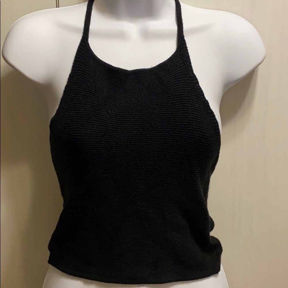 BRANDY MELVILLE HALTER CROP TOP